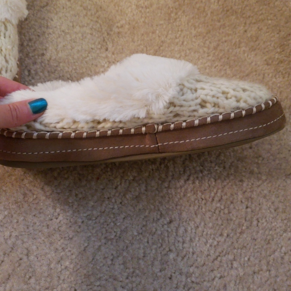Comfy & cute slippers - Picture 2 of 4